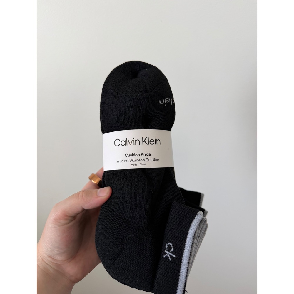 Calvin Klein Women's Black Cushion Ankle Socks – 6 Pairs – One Size – NWT